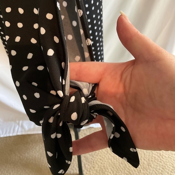 TAHARI Lavine Studio Polka Dot Shift Dress - Picture 6 of 9